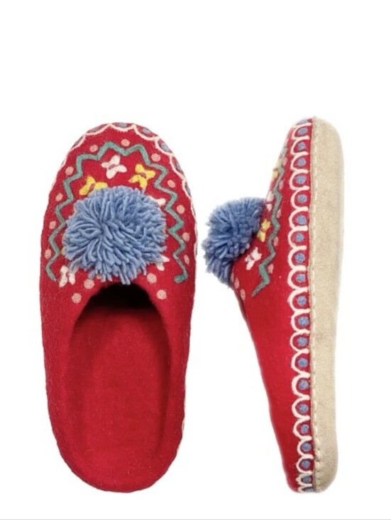 French Knot Shoes - Cottagecore French Knot Lena Handcrafted Red Wool Pom-Pom Slippers